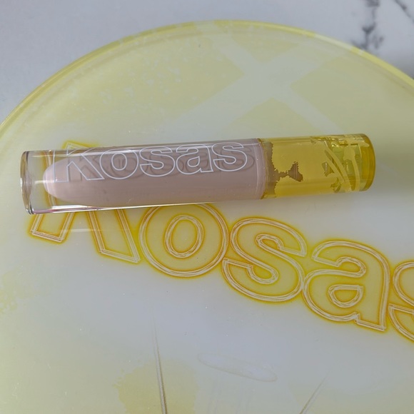 New Kosas Revealer concealer 0.5N - Picture 3 of 5